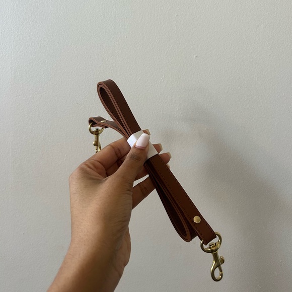 Clare V Petit Moyen in Toffee - Picture 2 of 5